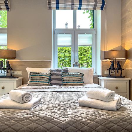 Willa Blekit Hotel By Dorota Szelagowska Mielno  Eksteriør billede